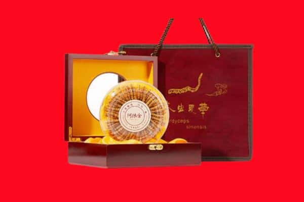 收购资讯:宜春铜鼓县回收冬虫夏草是按克吗